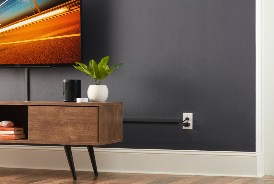 Hiding cables for wall mounted TV